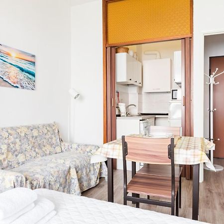 Milano Cozy Studio Luaran gambar